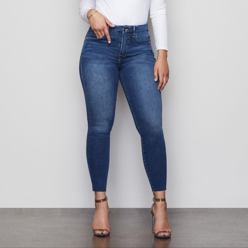 Good American Good Legs Crop Raw-Hem Jeans 4/27